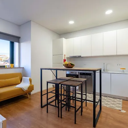 Apartment Colorful & Cozy By Hostwise Porto