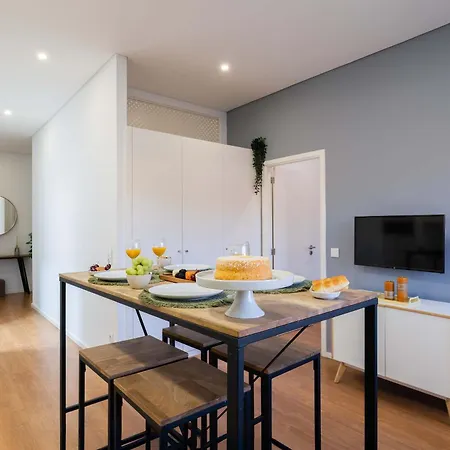 Colorful&cozy By Hostwise Apartament *