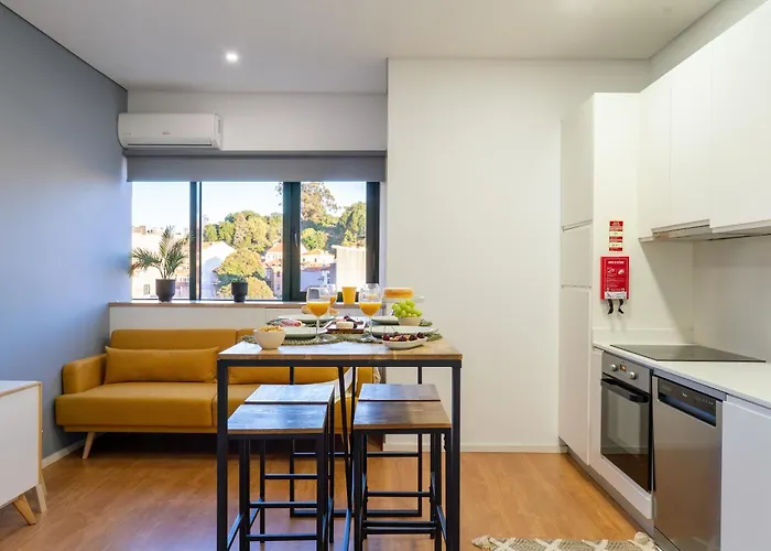 Colorful&cozy By Hostwise Porto