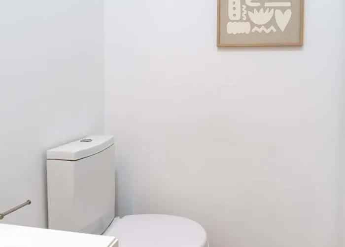 Colorful & Cozy By Hostwise Porto