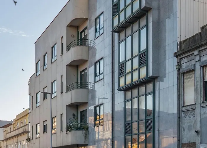 Colorful & Cozy By Hostwise Apartman *