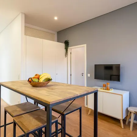 Colorful & Cozy By Hostwise * Porto